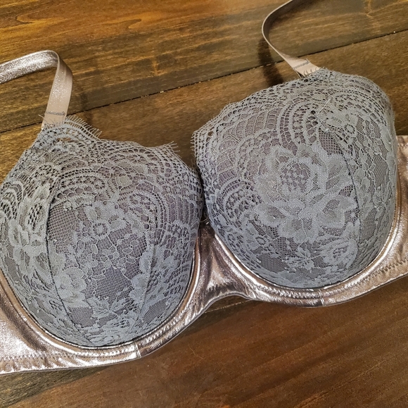 Victoria's Secret Grey Lace Bra (36DDD) - Picture 2 of 6